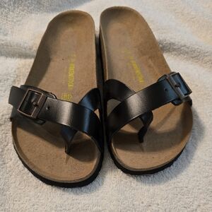 Birkenstock women's 39 sandals black